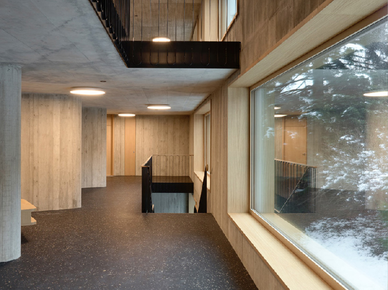 veralugroupe-fenetre-bois-appartement-senior