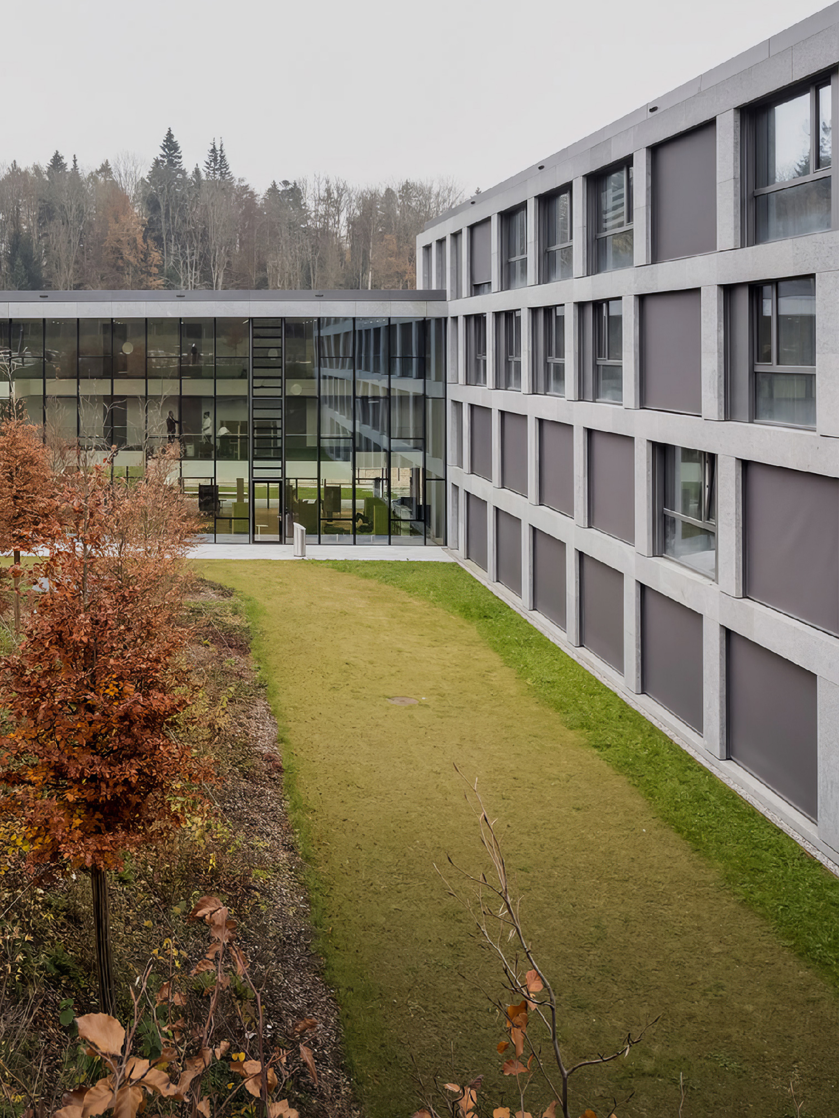 veralugroupe-veraluplast-campus-ehl-pvc-alu